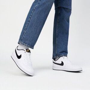 Nike Menś Court Vision Low White Black Metallic Gold Size 10.5